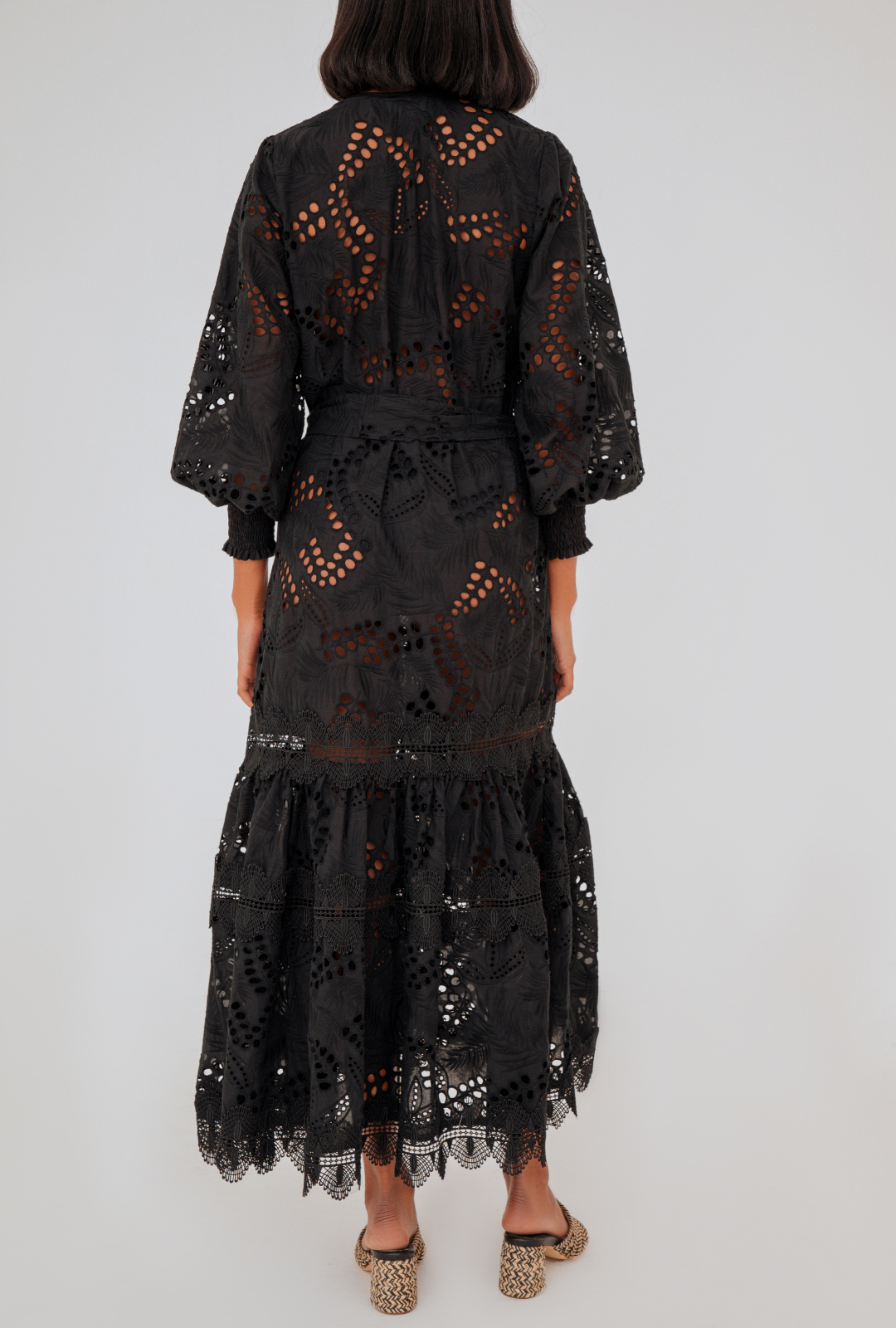 waimari-vistamar-kimono-black