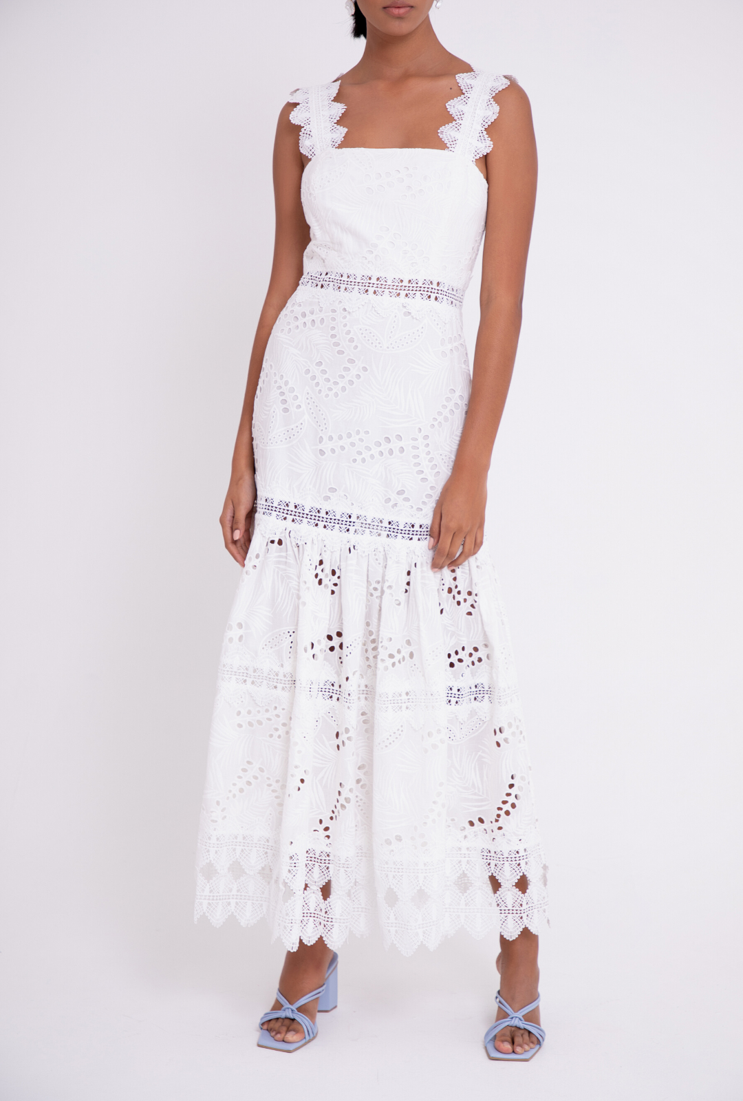 waimari-sireneusse-dress-white